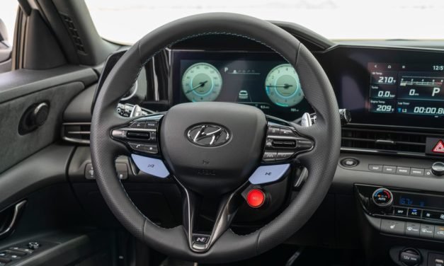2022 Hyundai Elantra N: Image Gallery