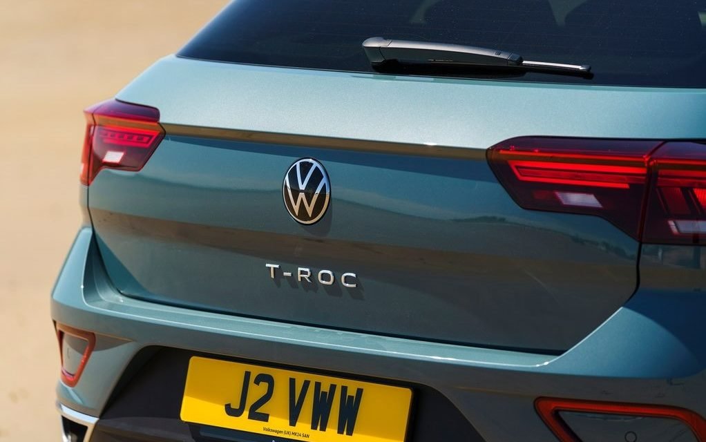 Volkswagen T-Roc [UK]: Images