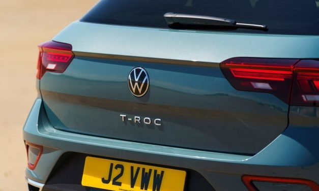 Volkswagen T-Roc [UK]: Images